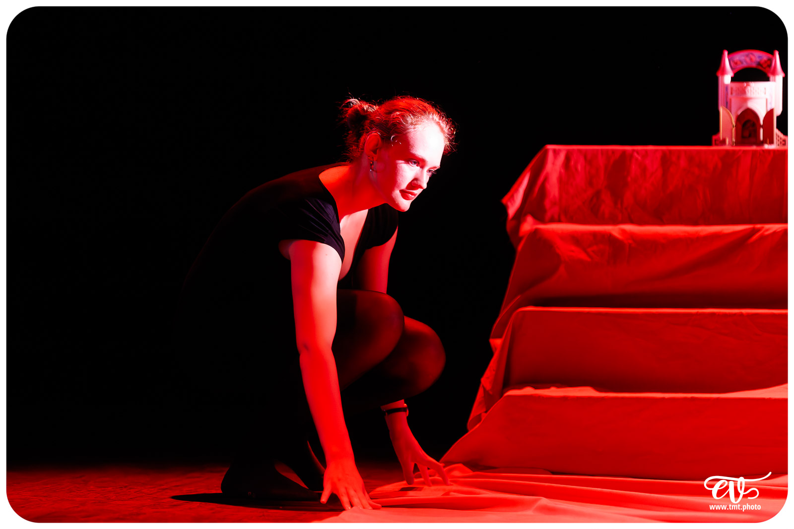 BLANCHE-NEIGE FOUTUE FORET